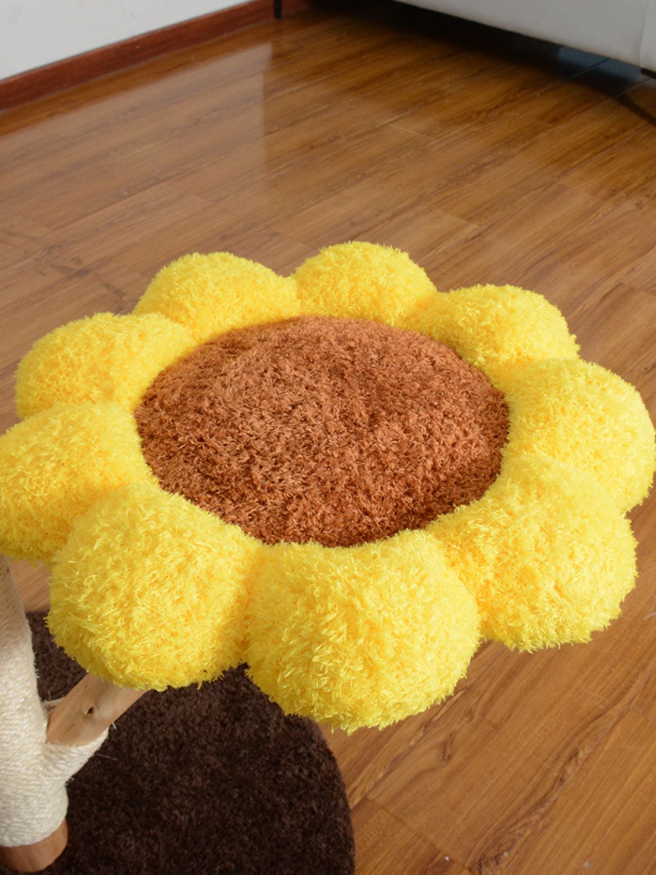 9876a958-7f79-4f43-b403-975007f4a263-Max